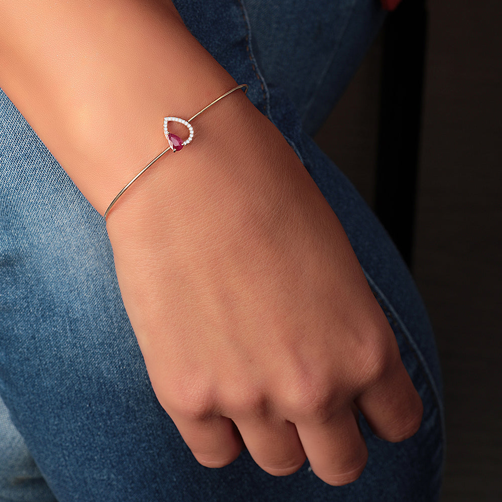 18 K Rose Gold Ruby