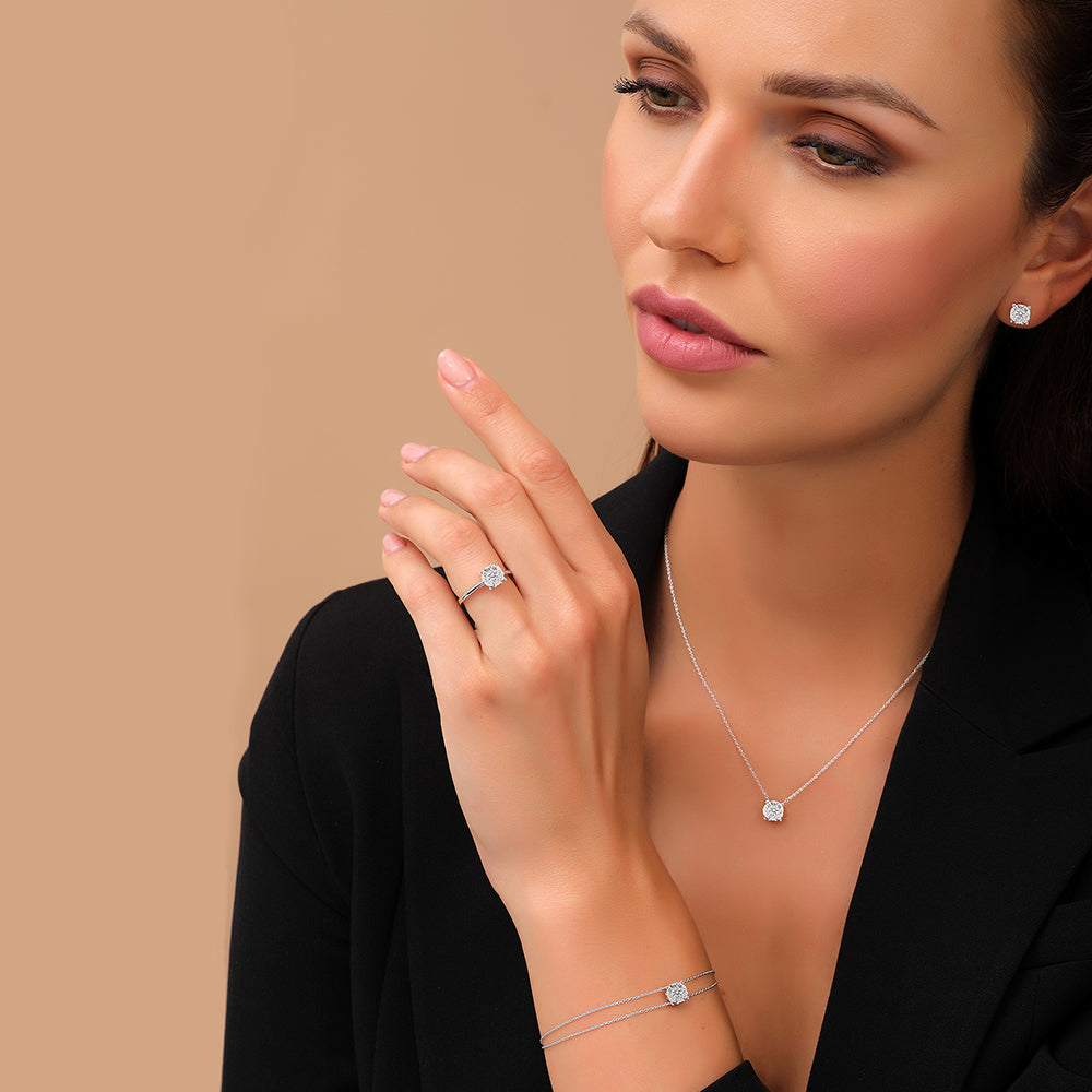 18 K White Gold