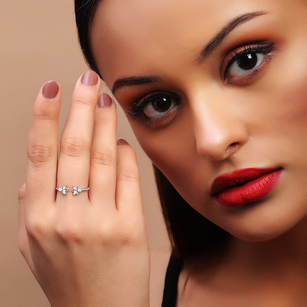 18 K White Gold