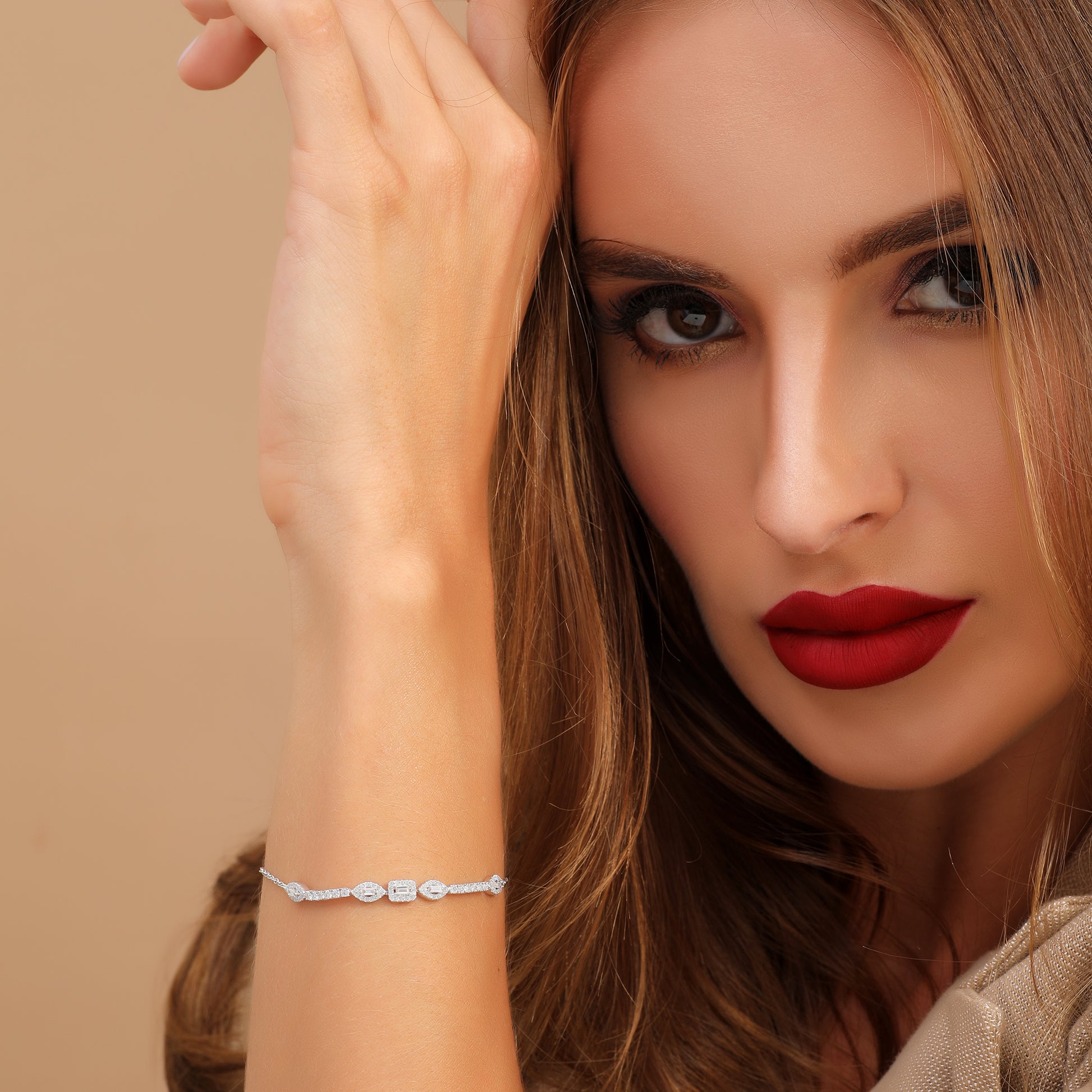 18 K White Gold