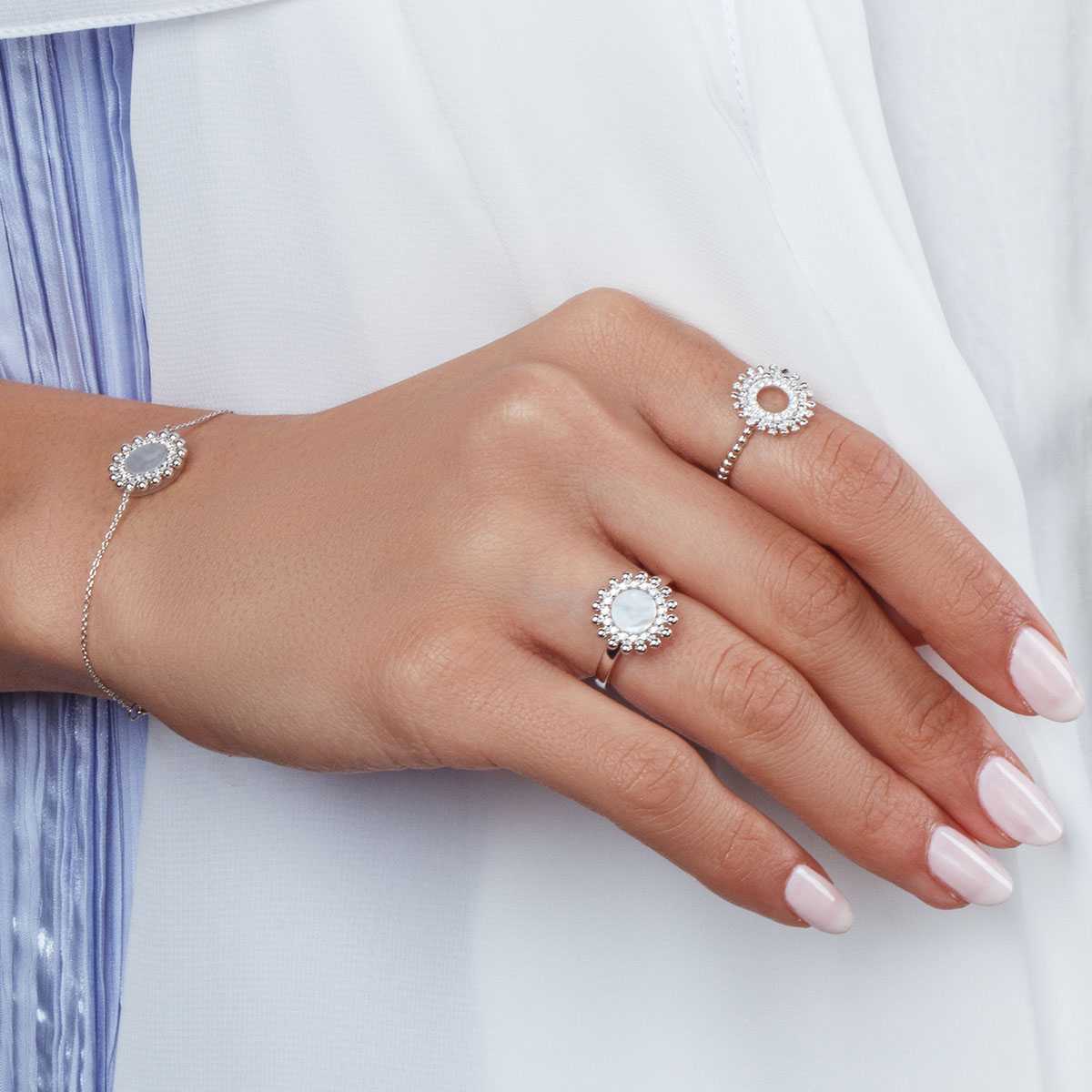 18 K White Gold
