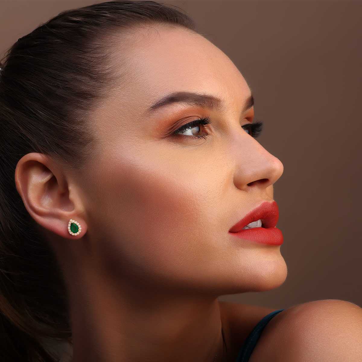 18 K Yellow Gold Emerald
