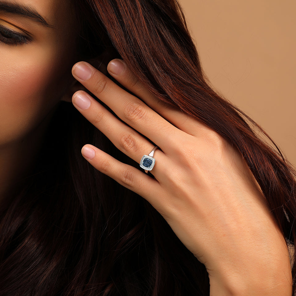18 K White Gold Londonbluetopaz
