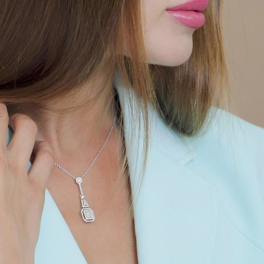 18 K White Gold