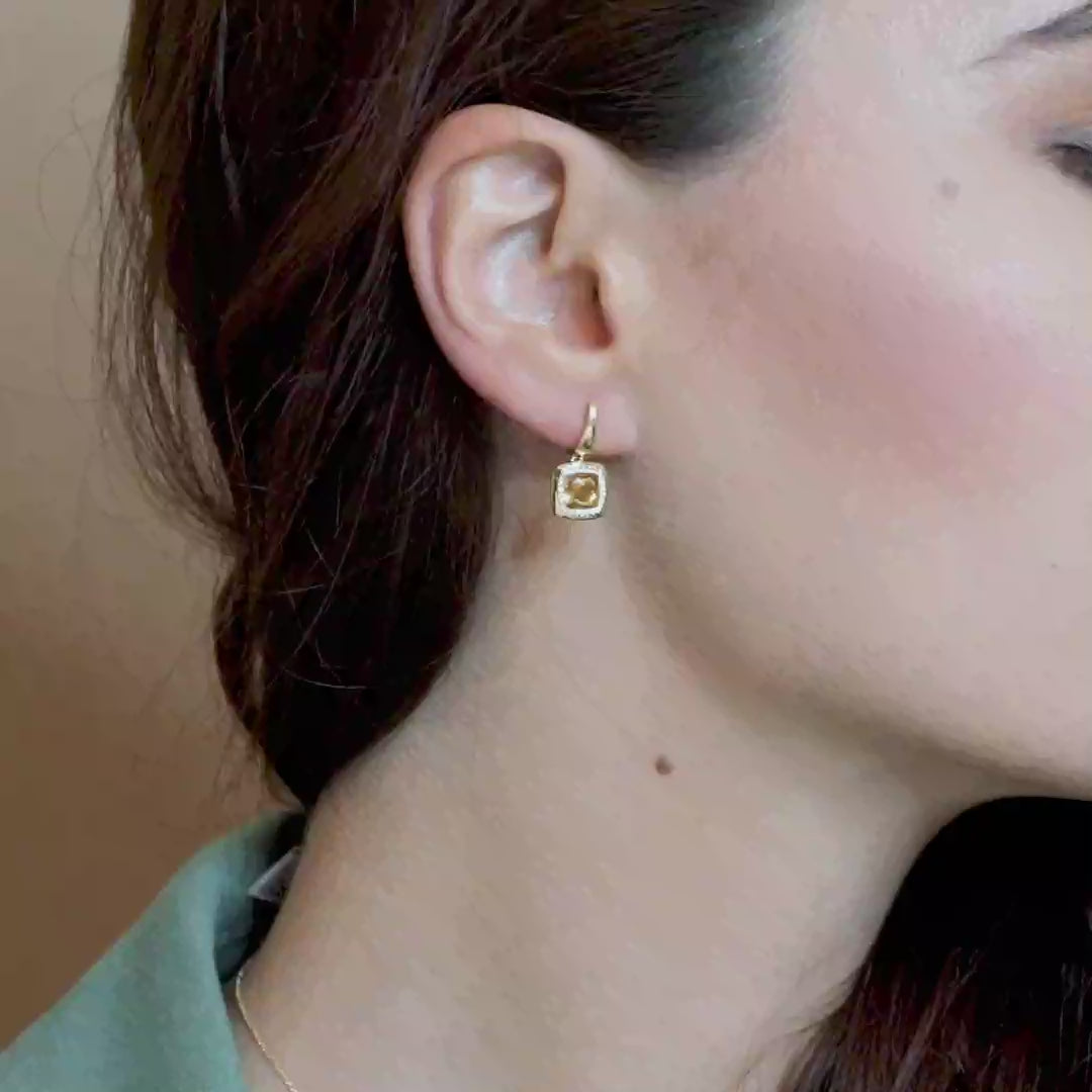 18 K Yellow Gold Garnet