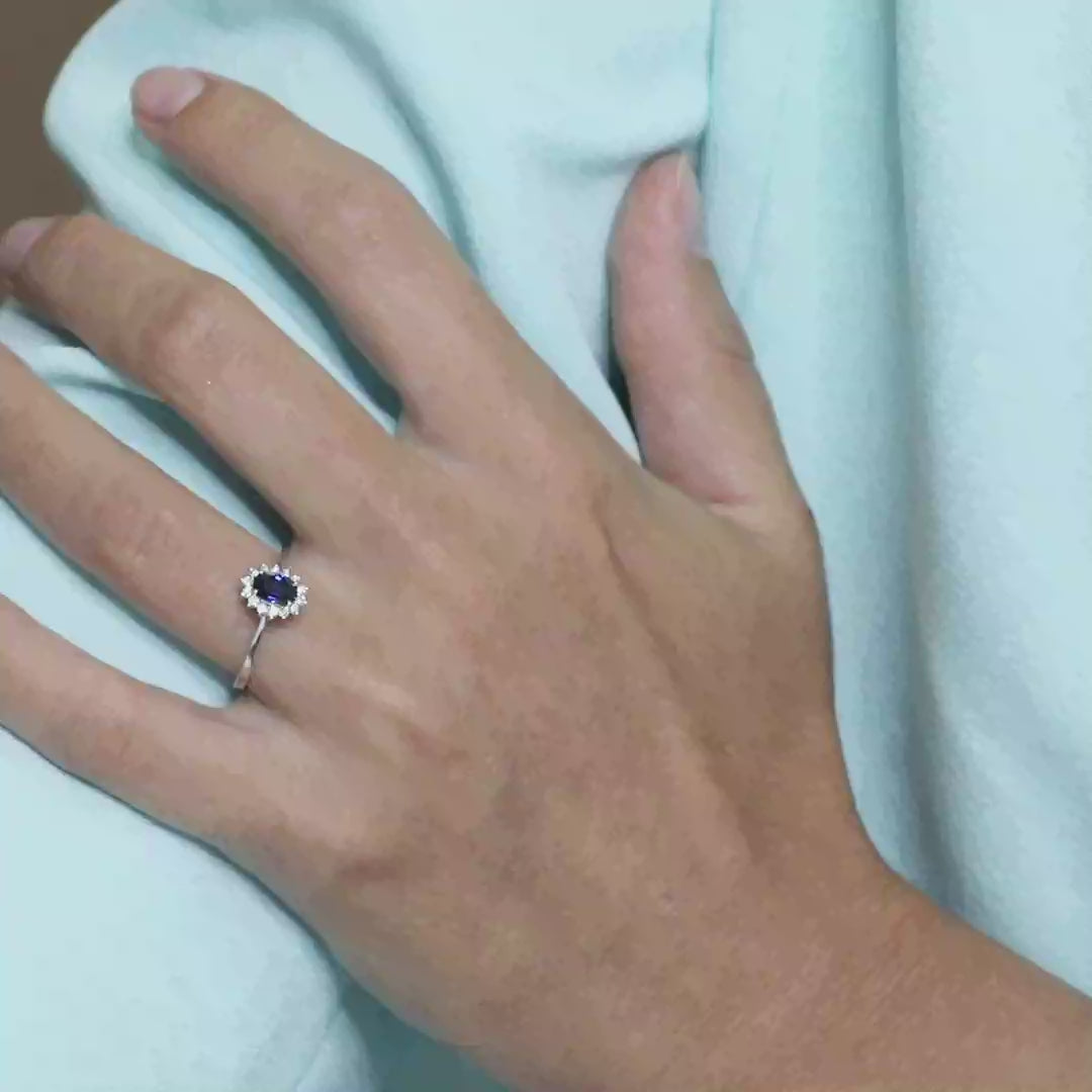 18 K White Gold Sapphire