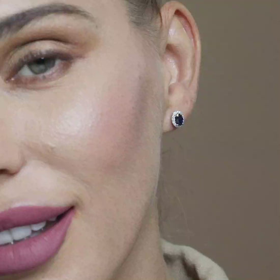 18 K White Gold Sapphire