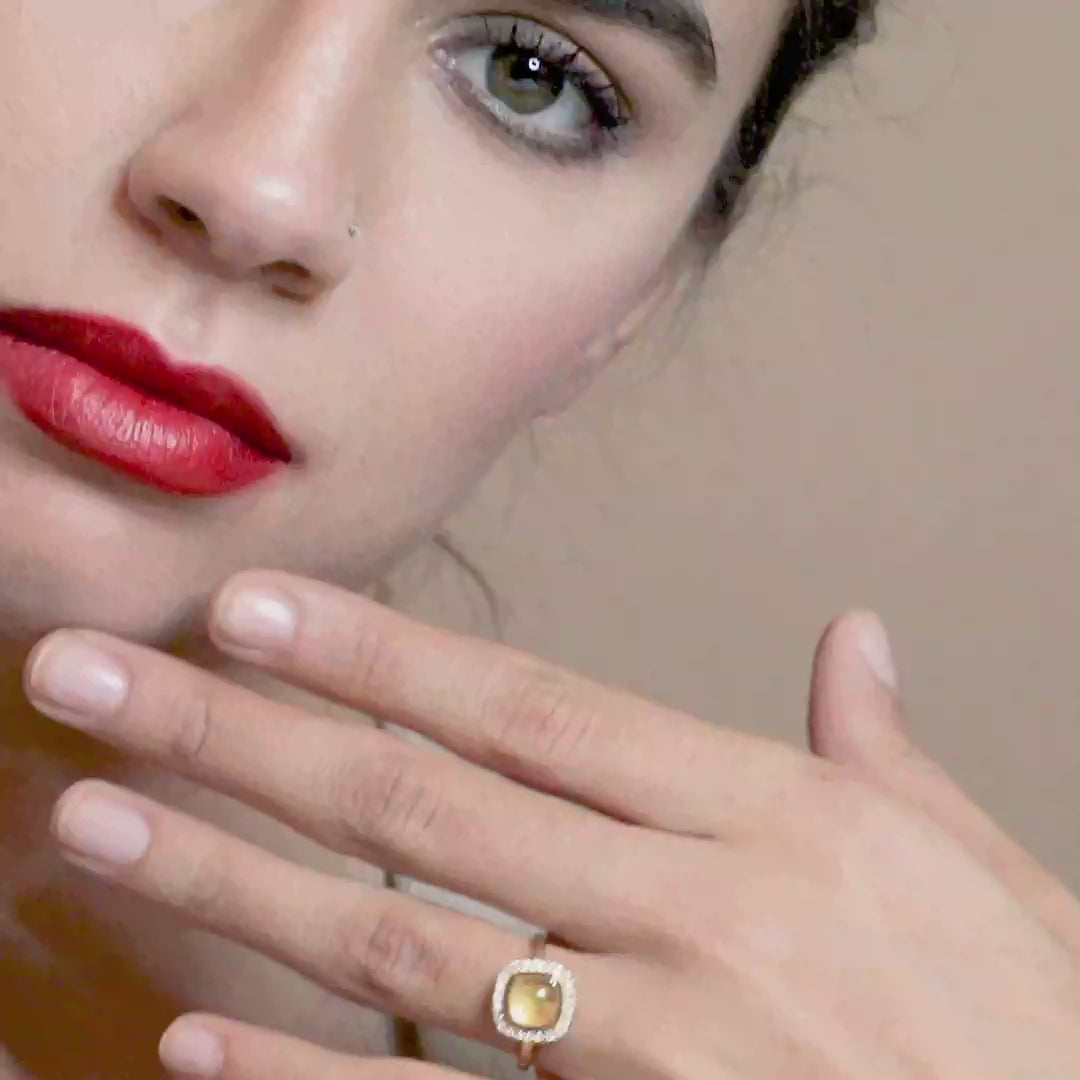 18 K Yellow Gold Garnet