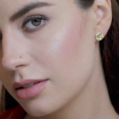 18 K Yellow Gold Garnet