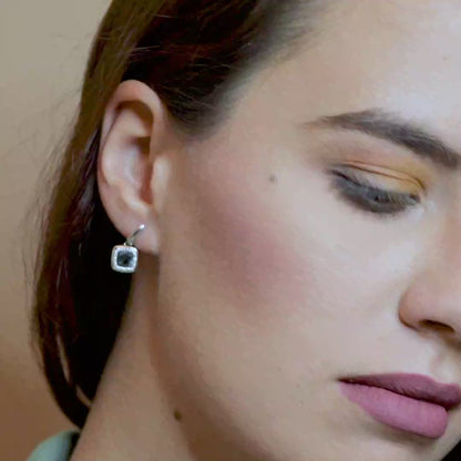 18 K White Gold Skybluetopaz