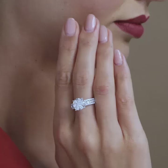 18 K White Gold