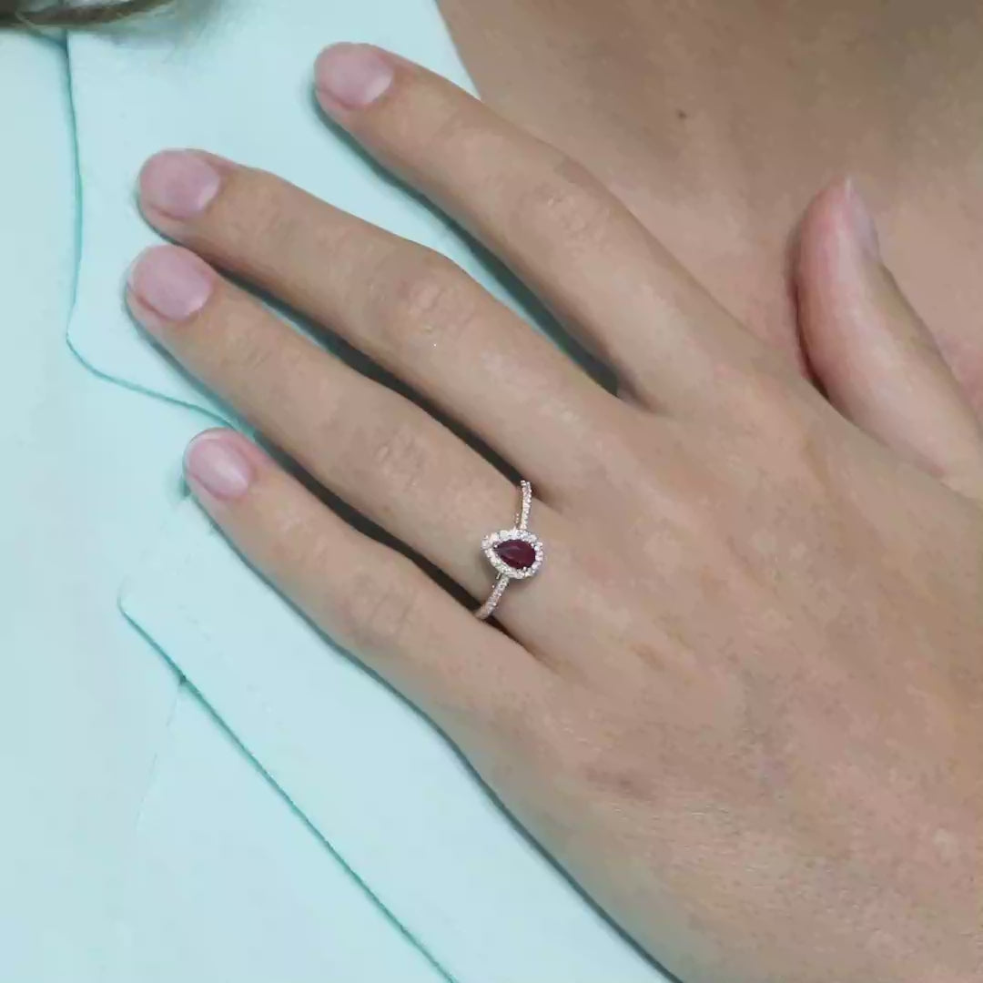 18 K Rose Gold Ruby