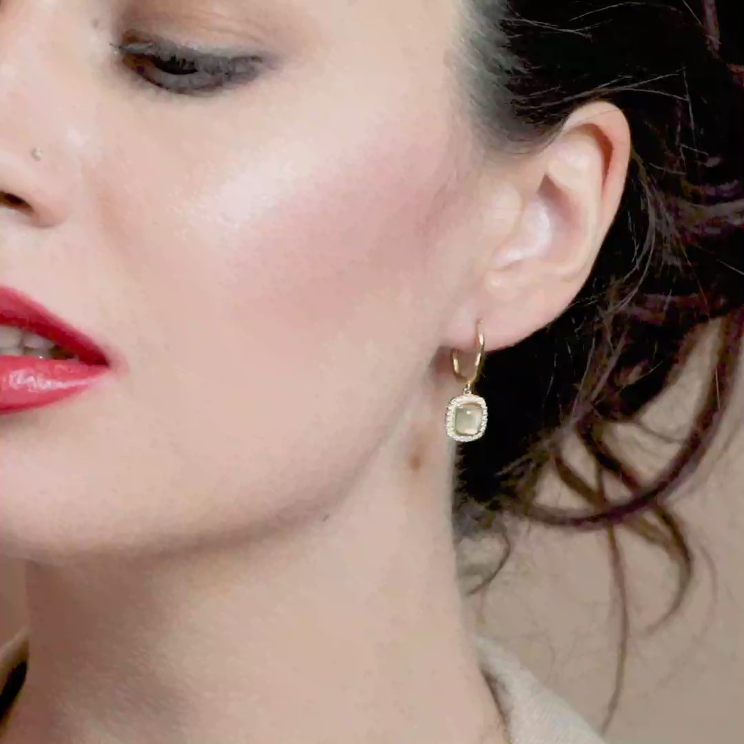 18 K Yellow Gold Garnet